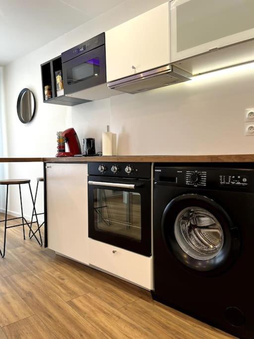 Moderne Appartement - Gare - Centre-Ville Льо Ман Екстериор снимка